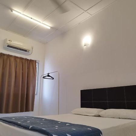 Wong Bentong Makmur Homestay Exterior photo
